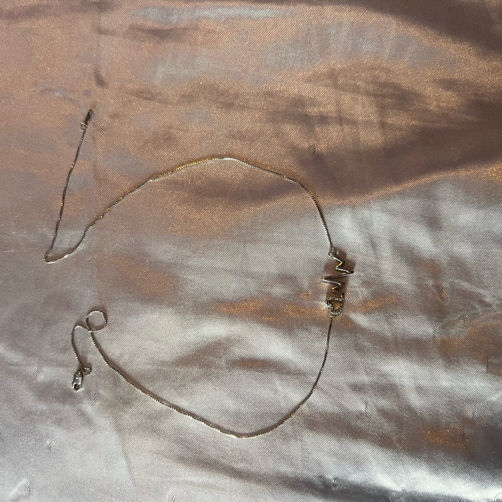 Kay’s necklace